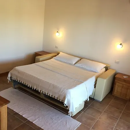 Agriturismo Mieleamaro Çiftlik konaklama *