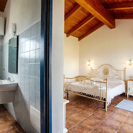 Agriturismo Mieleamaro * Olbia