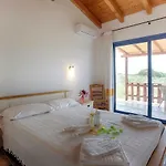 Agriturismo Mieleamaro Feriegård Olbia