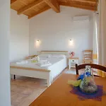 Lantgård Agriturismo Mieleamaro *
