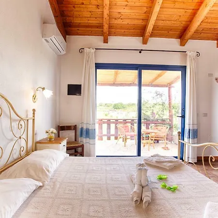 Farm stay Agriturismo Mieleamaro Olbia