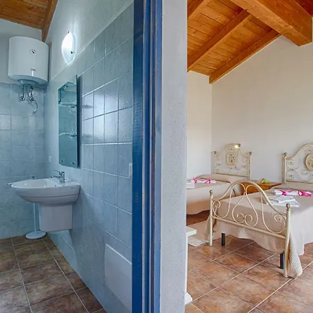 Agriturismo Mieleamaro Farm stay