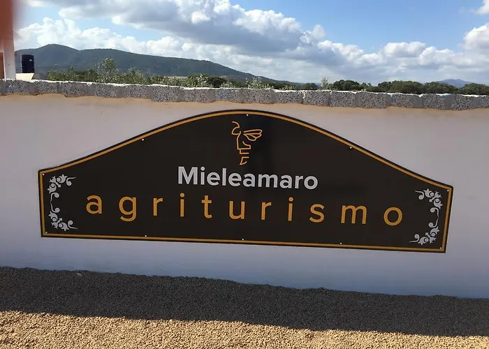 Agriturismo Mieleamaro Séjour à la ferme Olbia